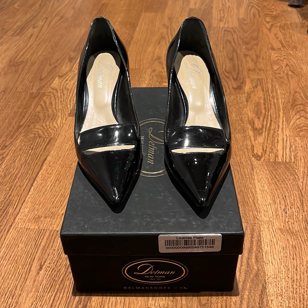 Delman Kitten Heel